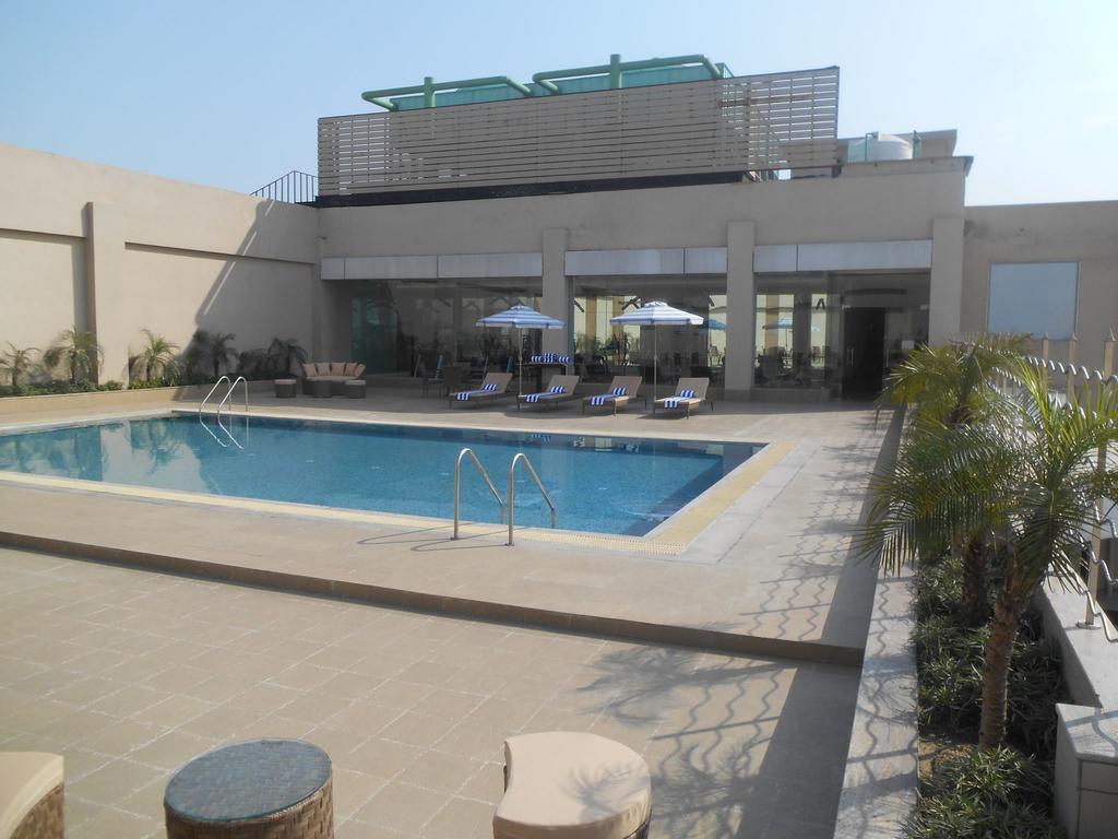 Country Inn & Suites By Radisson, Мирут Екстериор снимка
