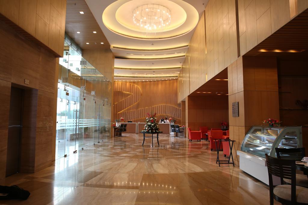 Country Inn & Suites By Radisson, Мирут Екстериор снимка